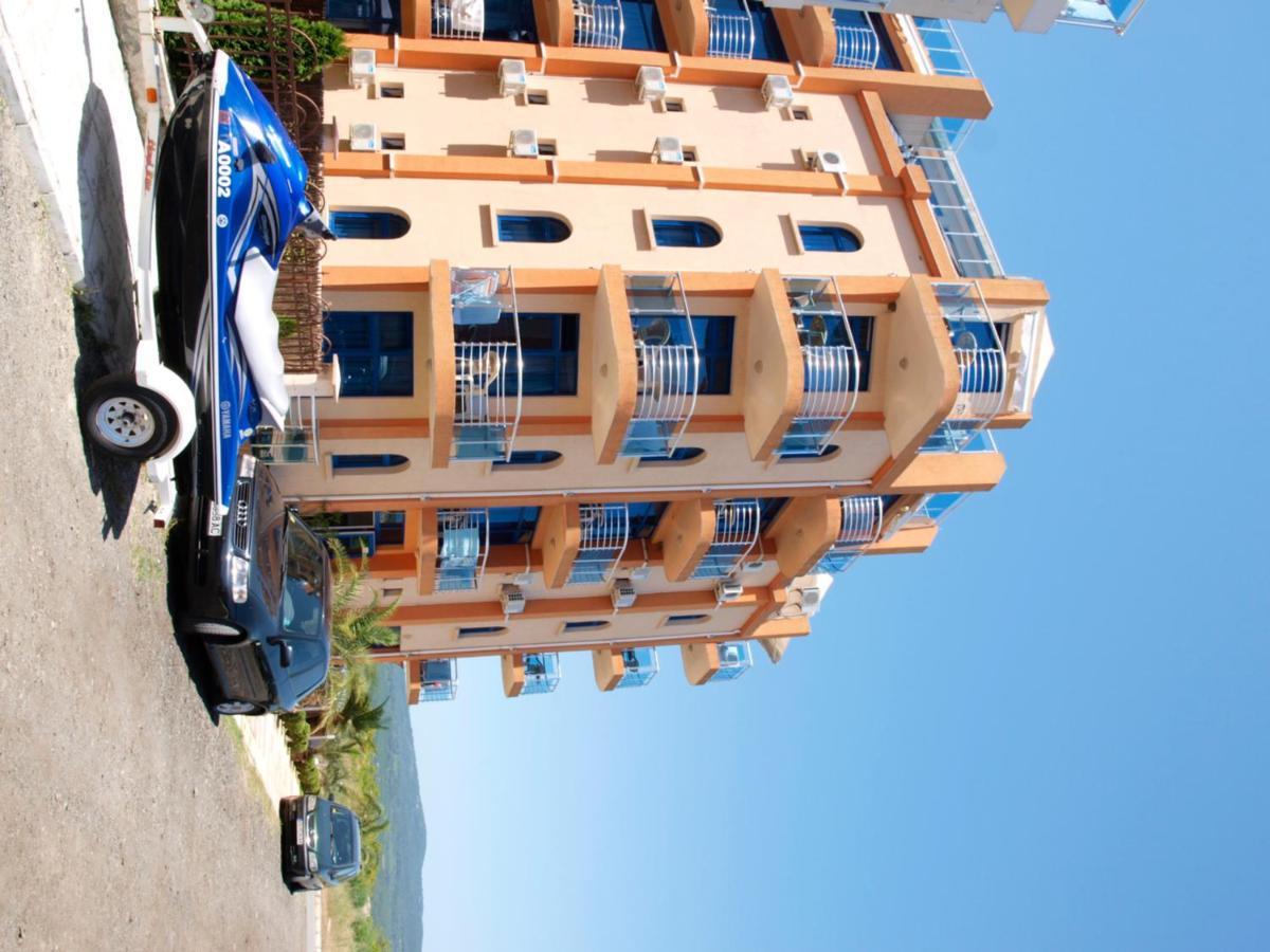 Hotel Penelope Primorsko Ngoại thất bức ảnh