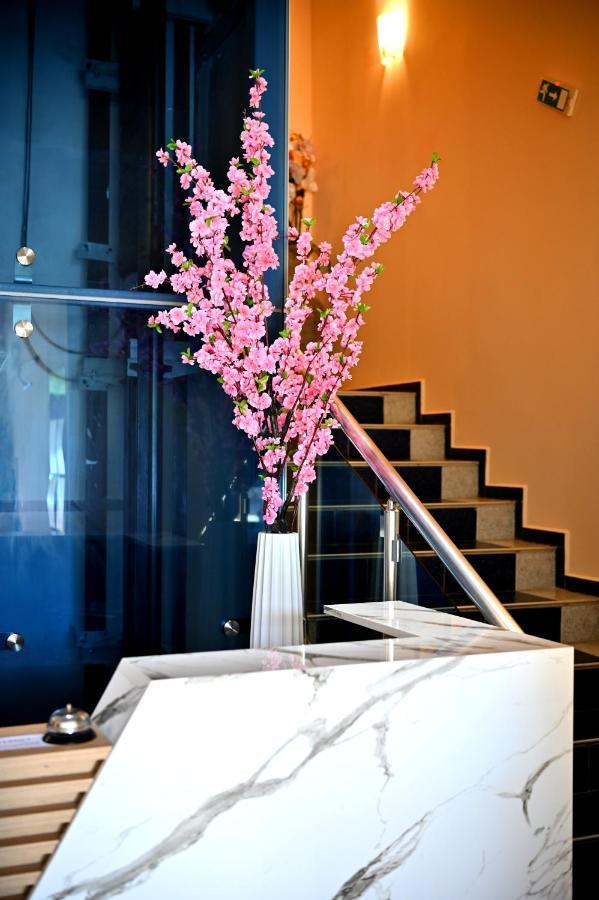 Hotel Penelope Primorsko Ngoại thất bức ảnh
